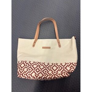 NWT Petunia Pickle Bottom Tote Or Diaper  Beige Block Double Straps Downtown